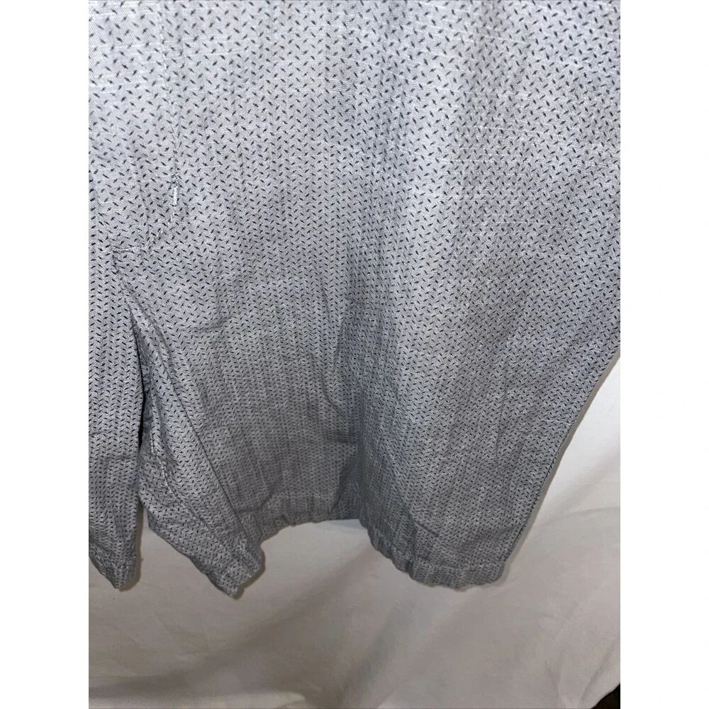 Van Heusen Golf Shorts Mens Size 42 Gray Dotted 9.5 Inseam 12 Rise Pockets Zip